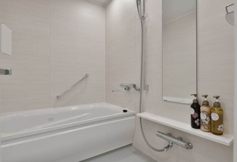 Номер Deluxe, Lequ Okinawa Chatan Spa & Resort