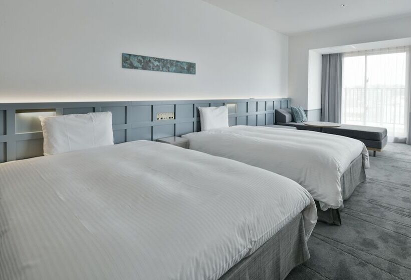 Номер Премиум, Lequ Okinawa Chatan Spa & Resort