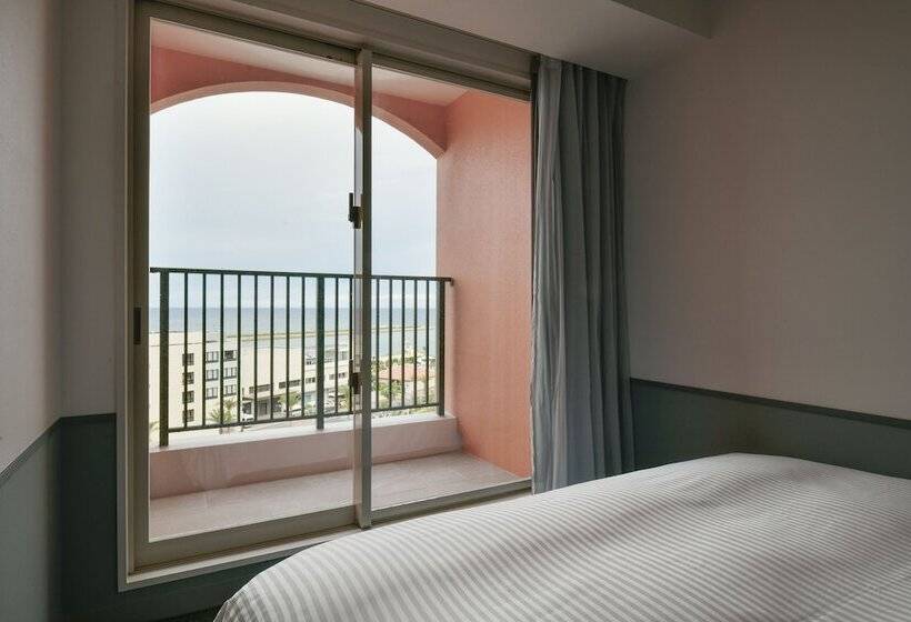 Номер Стандарт Вид на Море, Lequ Okinawa Chatan Spa & Resort