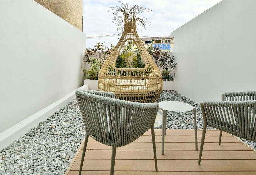 ガーデンビュースーペリアールーム, Lequ Okinawa Chatan Spa ＆ Resort