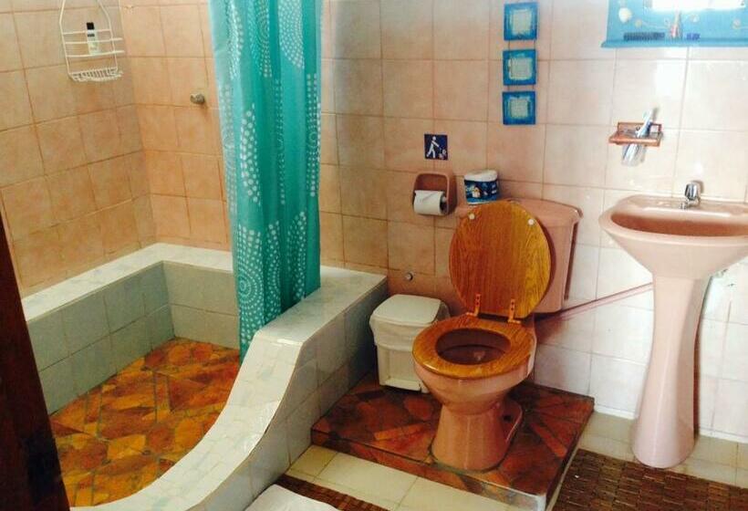 اتاق استاندارد با چشم‌انداز دریا, Casa Blanca