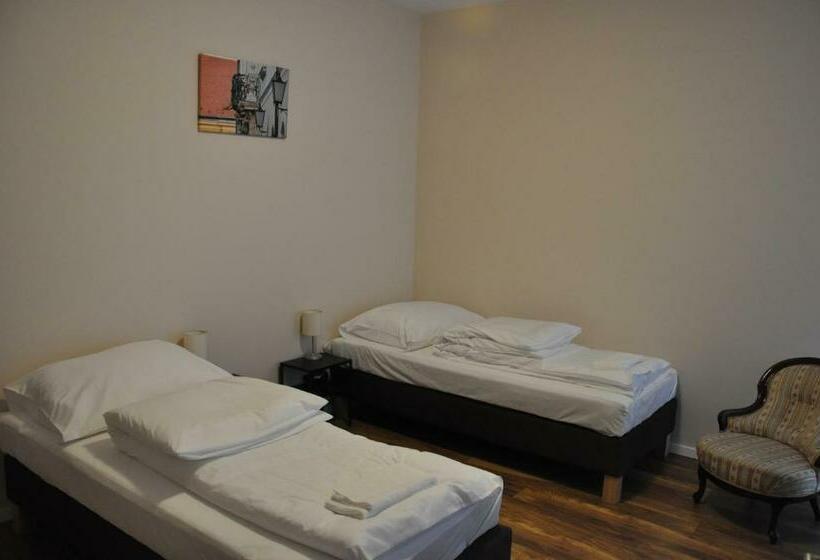 Номер Стандарт, Centrál Vendégház Székesfehérvár