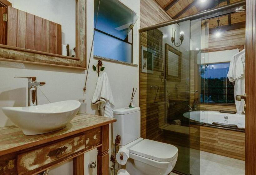 اتاق استاندارد با وان آب گرم, Flores Da Mantiqueira