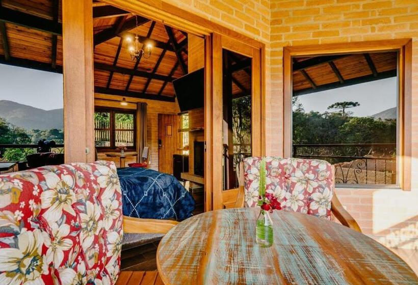 اتاق استاندارد با وان آب گرم, Flores Da Mantiqueira