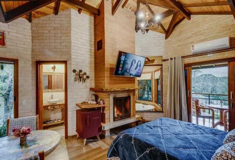 اتاق استاندارد با وان آب گرم, Flores Da Mantiqueira