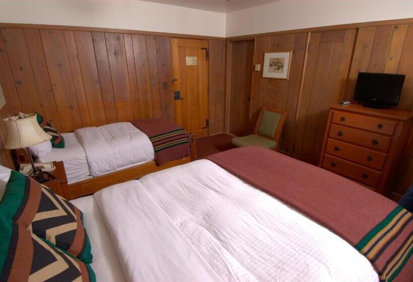 Háromágyas Standard Szoba, Timberline Lodge