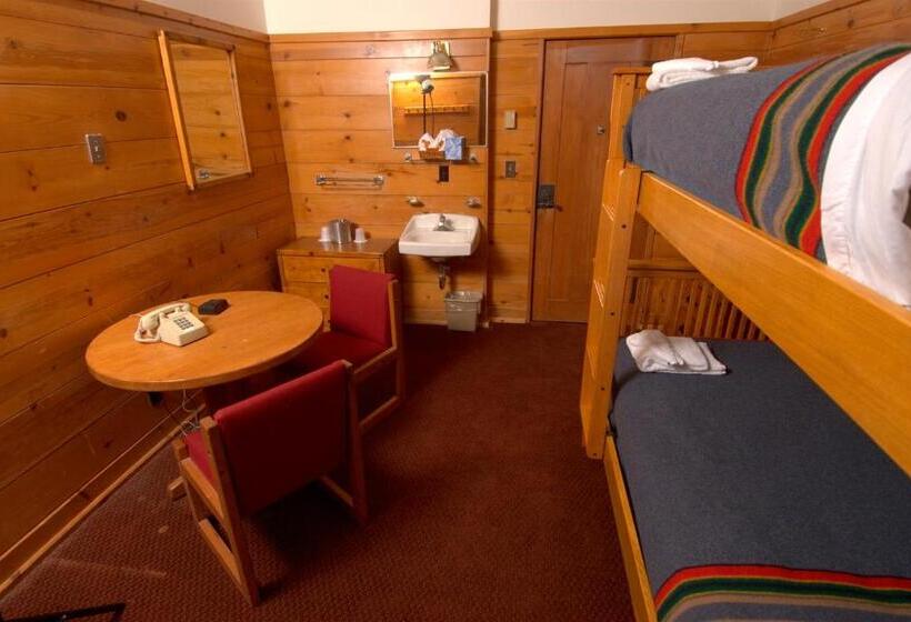 Habitación Estándar con Literas Baño Compartido, Timberline Lodge