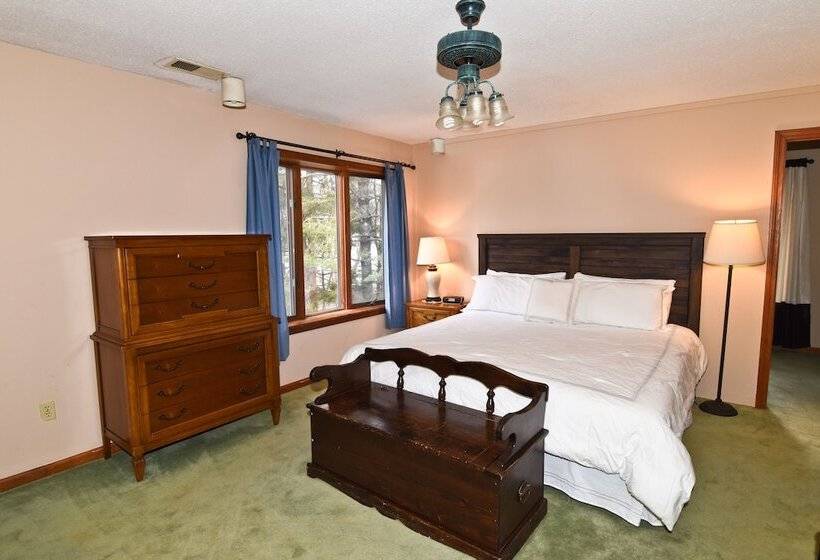 Апартаменты Ejecutiva 2 Спальни, Timber Inn Motel