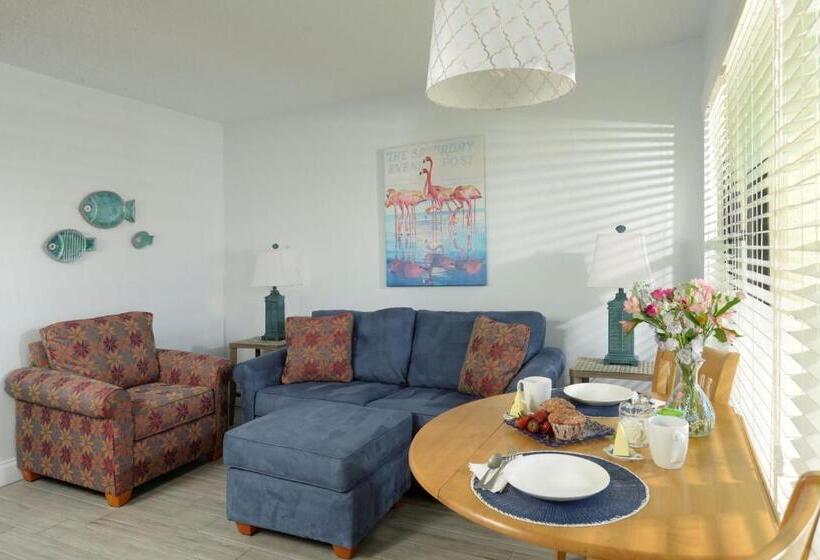 جناح مطلّ علي البحر, Tuckaway Shores Resort