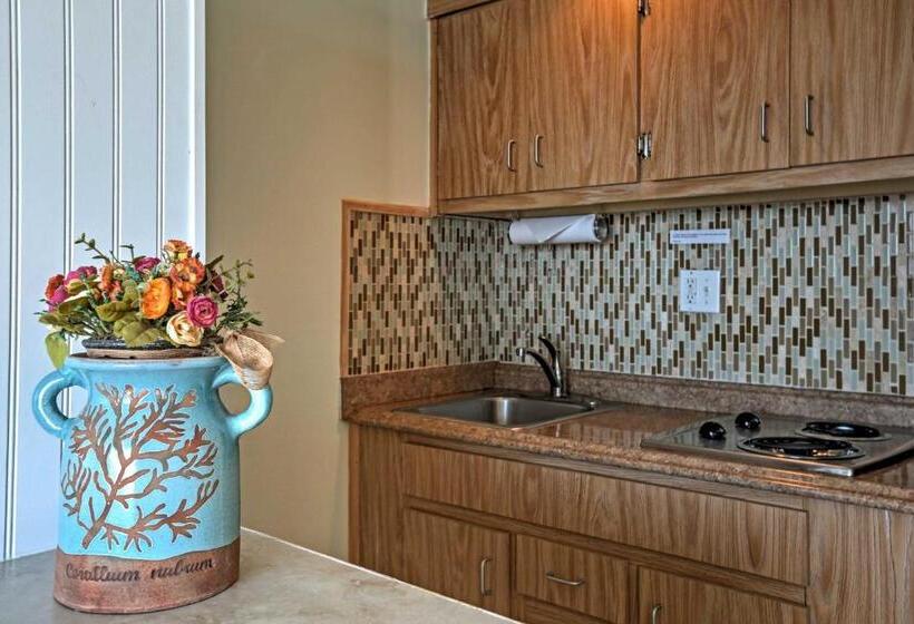 جناح مطلّ علي البحر, Tuckaway Shores Resort