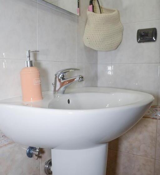 اتاق استاندارد, De Rossi Holiday