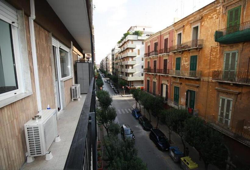 اتاق استاندارد, De Rossi Holiday