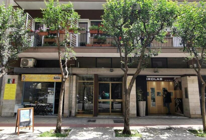 اتاق استاندارد, De Rossi Holiday