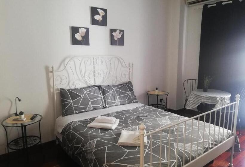 اتاق استاندارد, De Rossi Holiday