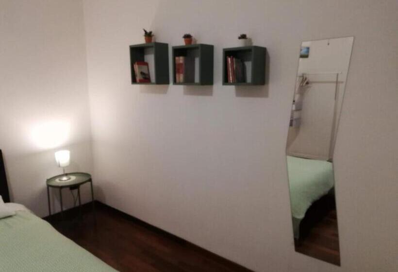 آپارتمان 2 خوابه, De Rossi Holiday