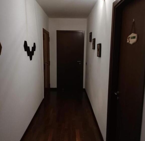 آپارتمان 2 خوابه, De Rossi Holiday