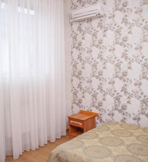 エコノミールーム, Piligrim 3