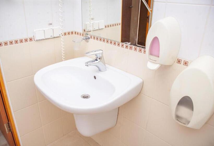 エコノミールーム, Piligrim 3