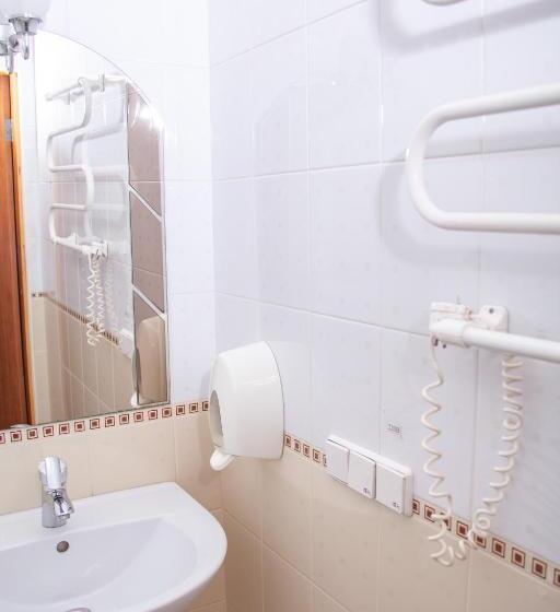 エコノミールーム, Piligrim 3