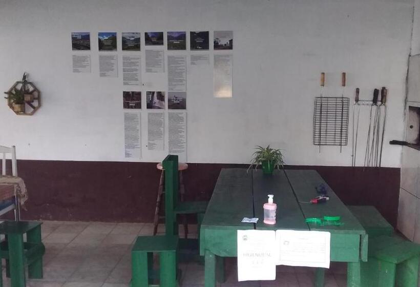 스탠다드 4인용 룸 공용 욕실, Ecohostel Dos Canyons Santa Catarina