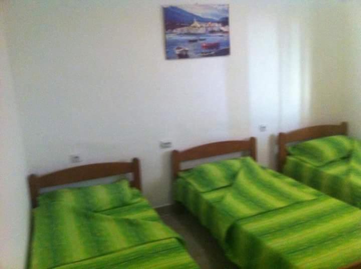اتاق کلاسیک سه تخته, Rooms Sijak