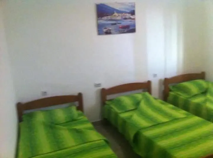 اتاق کلاسیک سه تخته, Rooms Sijak