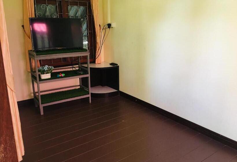 스탠다드 방갈로 정원 전망, Green Garden House