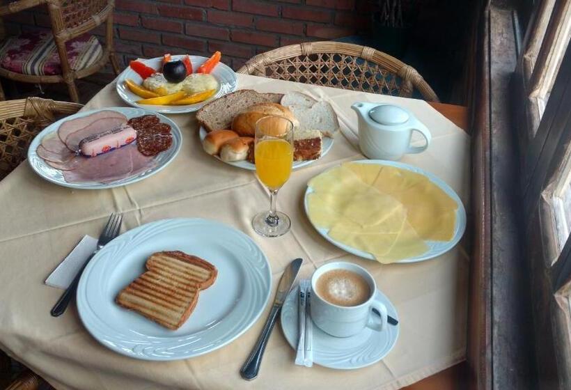 4인용 스탠다드 룸, Space 4 U   Hotel Boutique Temático   Aeroporto