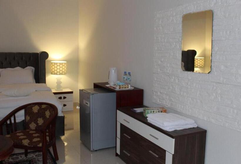 اتاق اکونومی, Tafadal