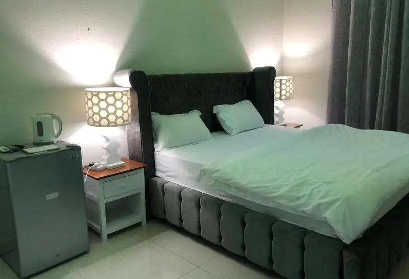 اتاق لوکس, Tafadal