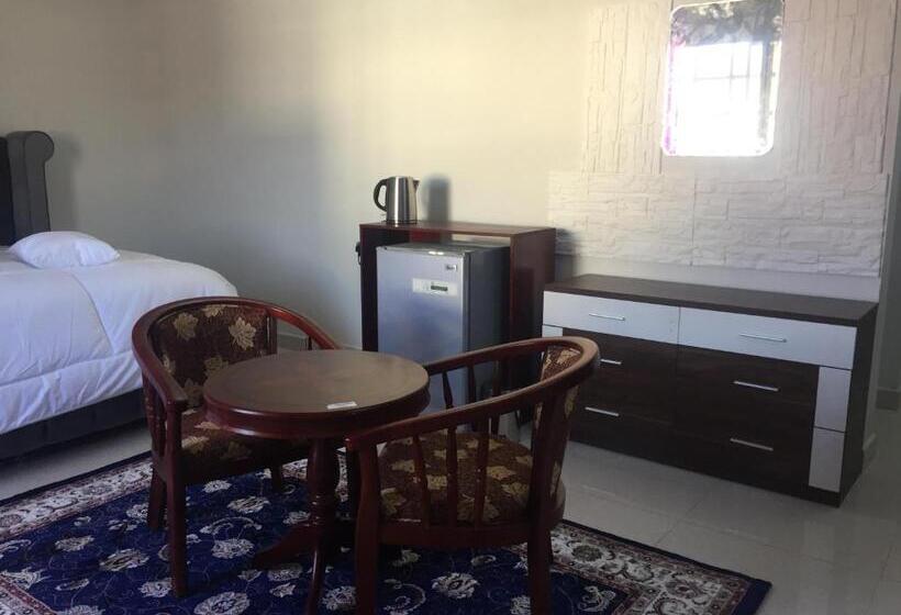 اتاق اکونومی, Tafadal