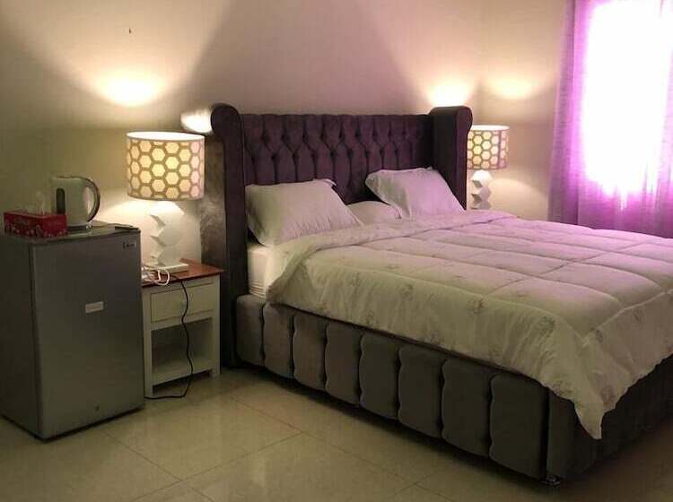 اتاق لوکس, Tafadal