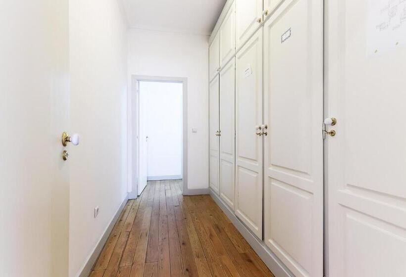 اتاق استاندارد با سرویس بهداشتی مشترک, Lisbon Silver Flower   Flat In Lisbon Center