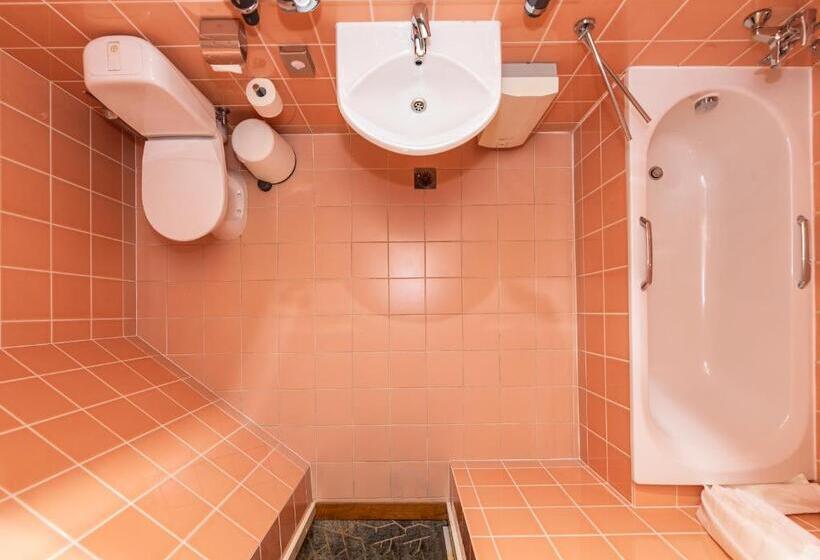 اتاق سوپریور با بالکن, Vila Ieva