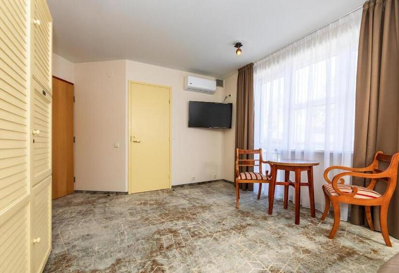 اتاق سوپریور با بالکن, Vila Ieva