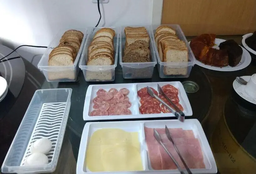 デラックストリプルルーム, Space 4 U   Hotel Boutique Temático   Aeroporto