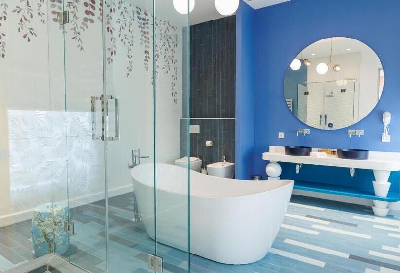اتاق لوکس با تخت بزرگ, Vilacrosse Boutique Inn