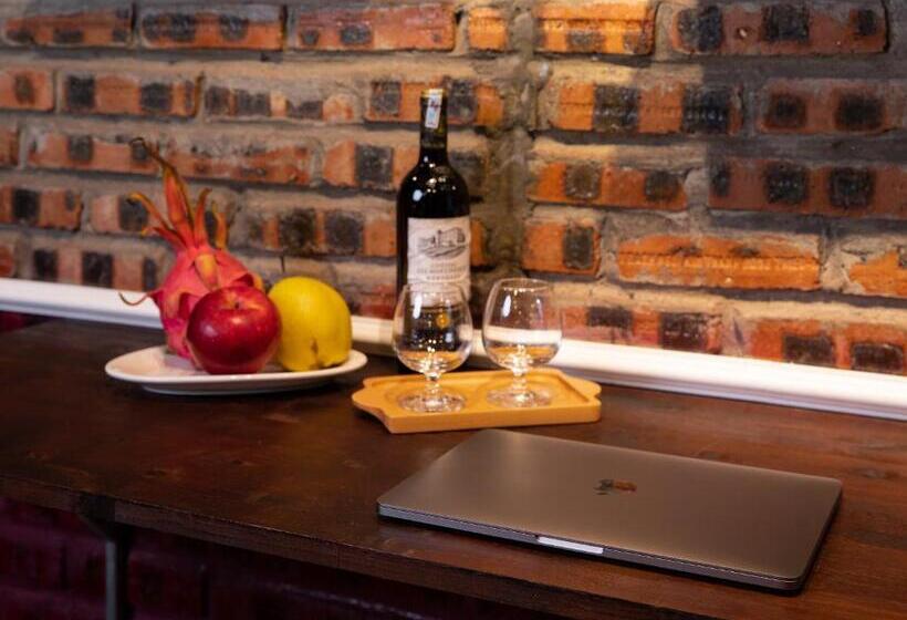 اتاق استاندارد سه تخته با چشمانداز باغ, Catba Spring Homestay