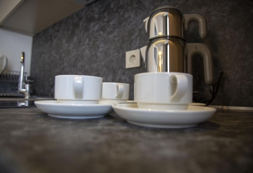 سوییت, Golden World Suite