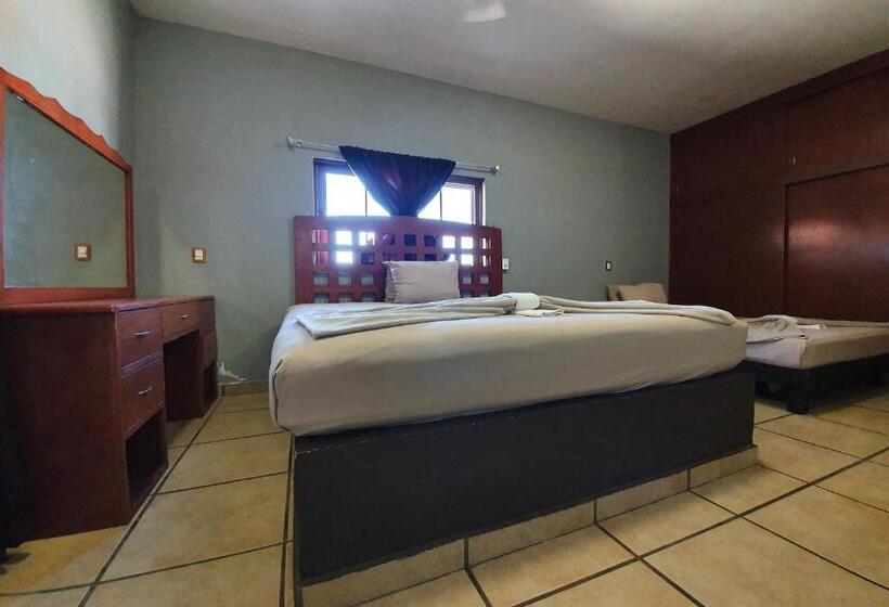 标准间, Colonos Los Cabos