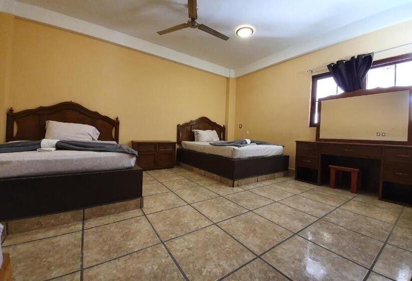Quarto Triplo Estandar, Colonos Los Cabos