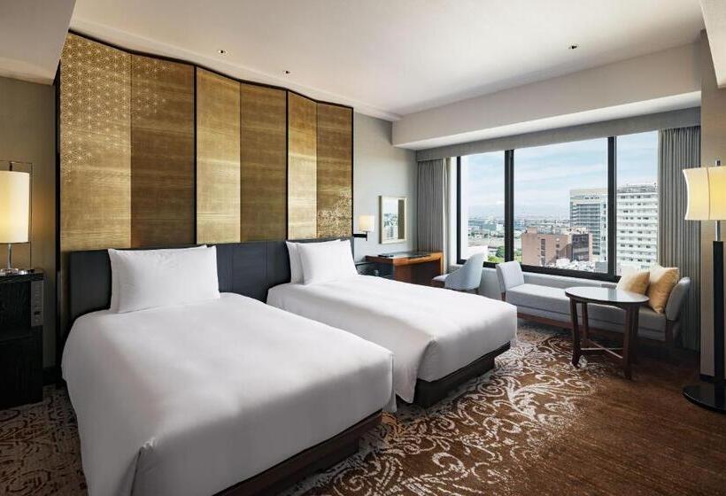 Номер Deluxe, Hyatt Regency Yokohama