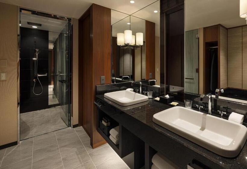 Люкс, Hyatt Regency Yokohama