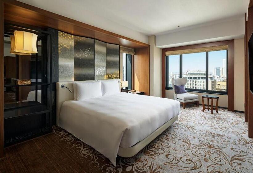 キングサイズベッドのスイートルーム, Hyatt Regency Yokohama