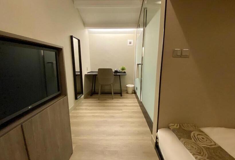 اتاق استاندارد, St Signature Jalan Besar, Short Overnight, 13 Hours, 6pm 7am