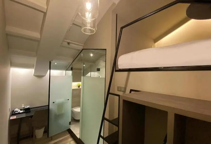 اتاق استاندارد, St Signature Jalan Besar, Short Overnight, 13 Hours, 6pm 7am
