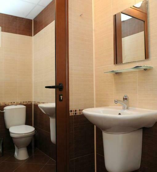 חדר סטנדרט עם מרפסת, къща за гости ваис