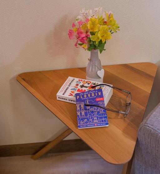سوییت اجرایی, Boutique Guest House Yes For You