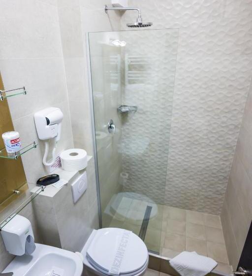 标准间带阳台, Restaurant Ayan Piatra Neamt