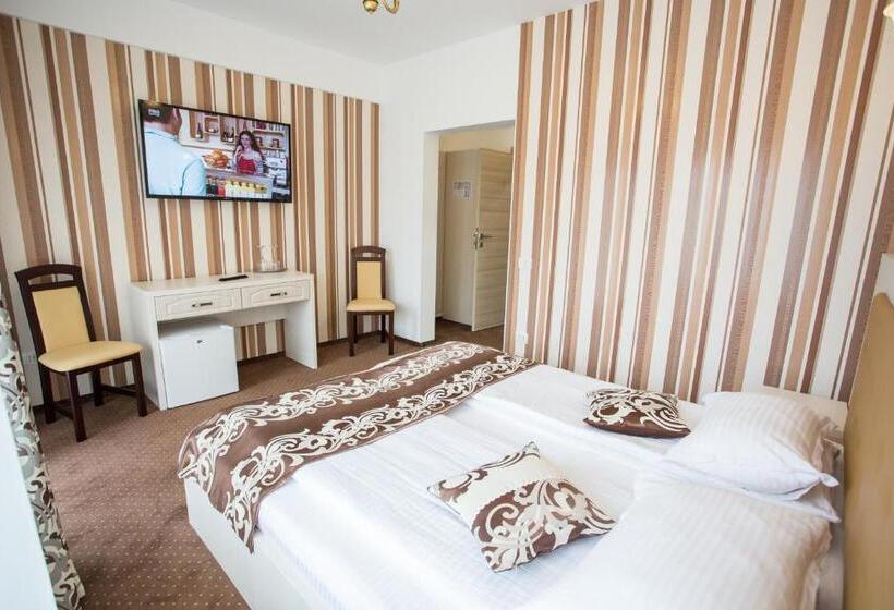 标准间带阳台, Restaurant Ayan Piatra Neamt